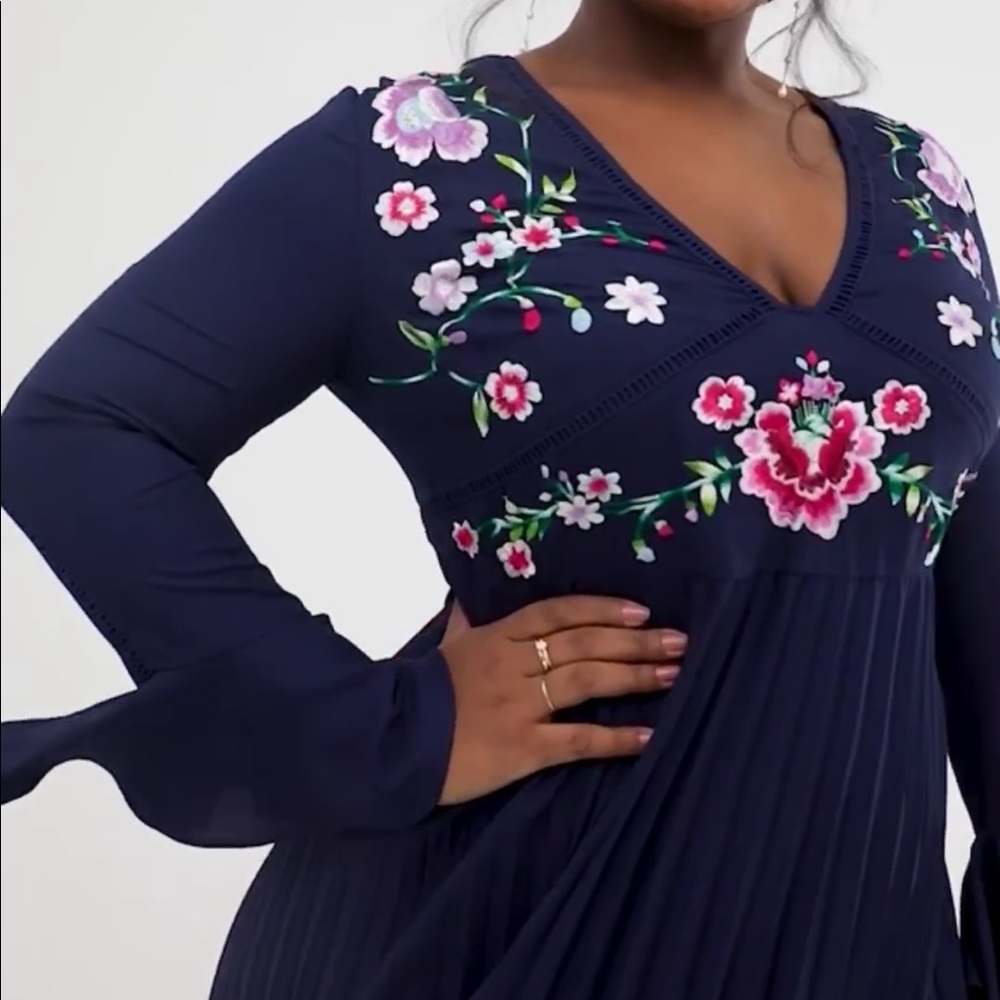 Brand New ASOS Plus & Curve Dress